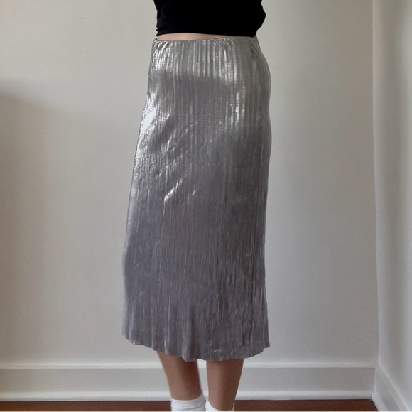 Calvin Klein Metallic Silver Skirt - Picture 1 of 5